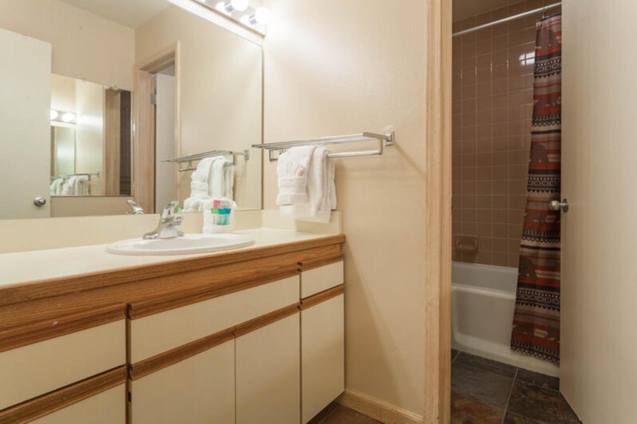 Kutuk Condominiums Стимбот Спрингс Номер фото